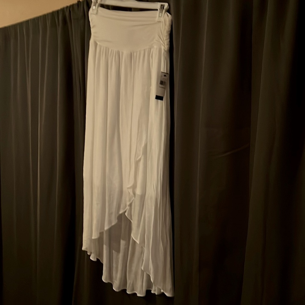 NWT Gauzy, white, high low, bohemian skirt, size M